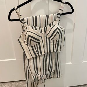 Two piece American eagle outfit